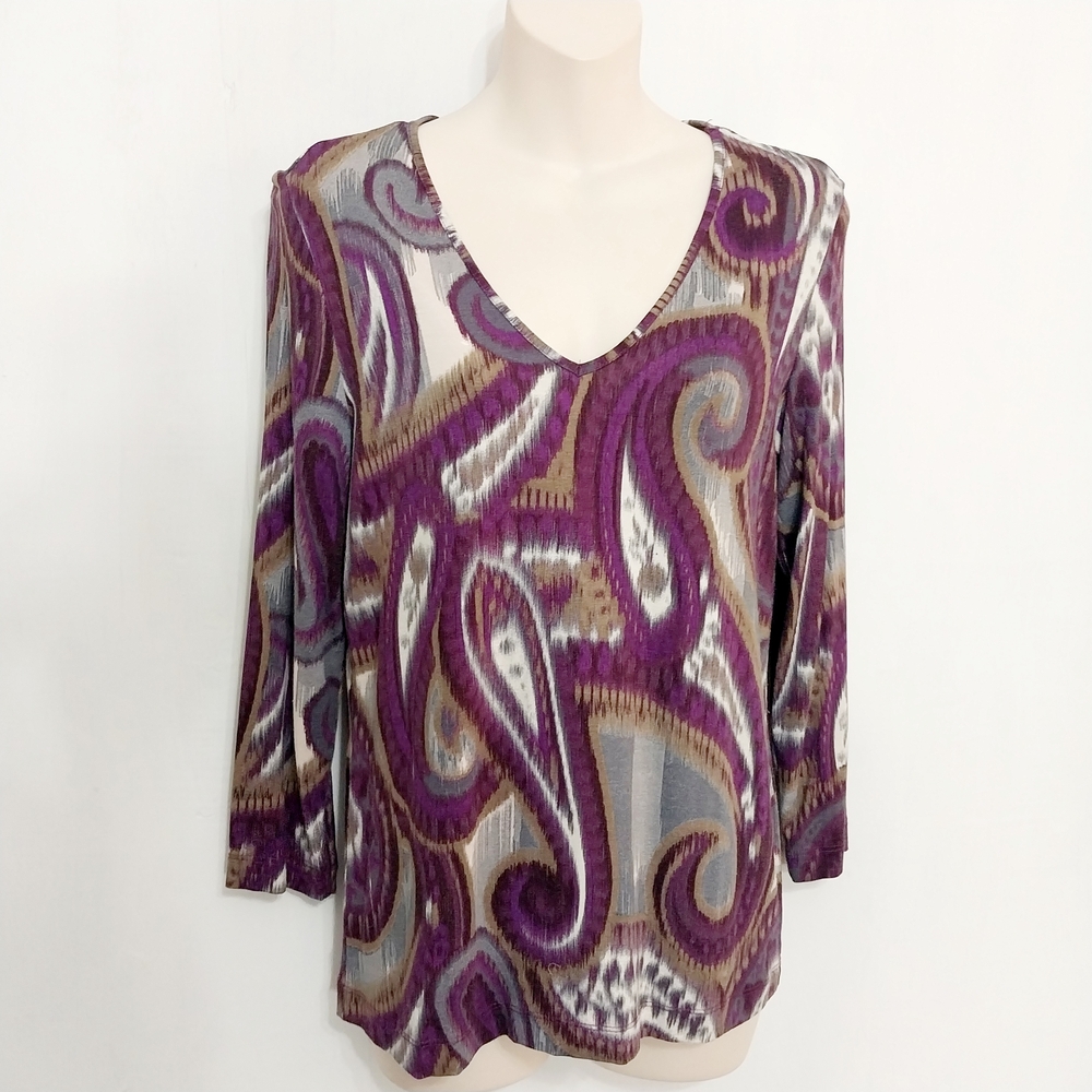 🔵BOGO FREE🔵 Chico's Paisley Top Rayon Blend Sz 0 (Small)